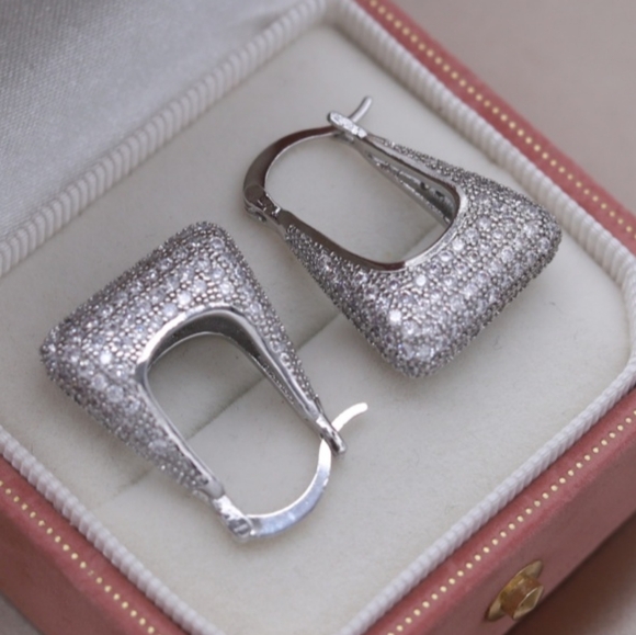 14k gold diamond earrings - Picture 4 of 6